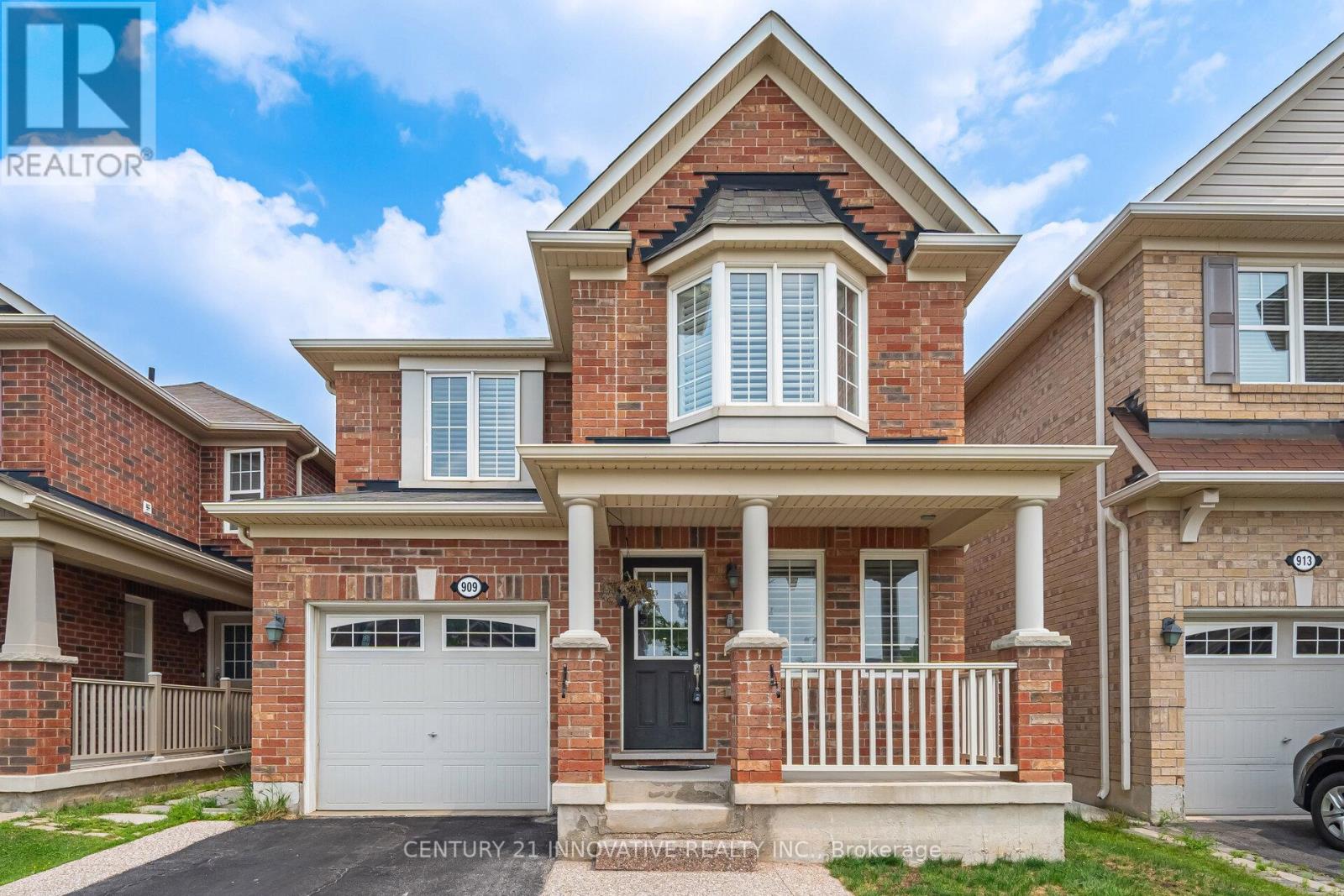 909 Asleton Blvd, Milton, ON L9T 7H3