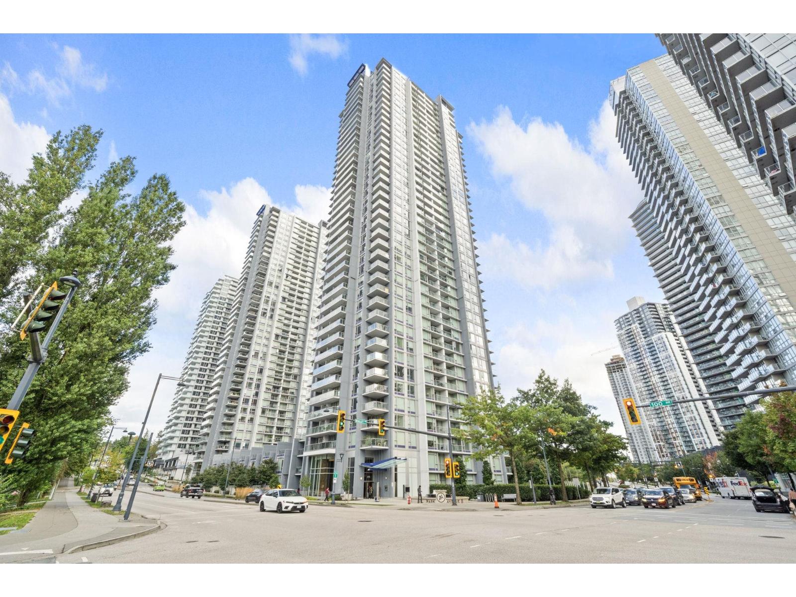 13696 100 Avenue Unit 3112, Surrey, BC V3T 0L5