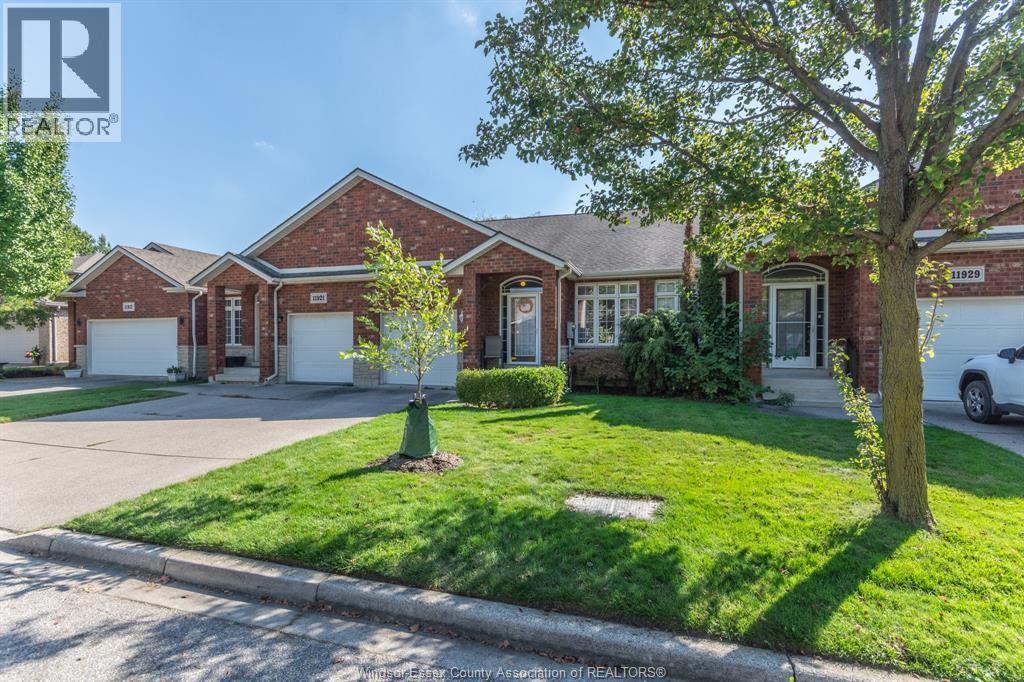 11925 Cobblestone Cres, Windsor, ON N8P 1T7