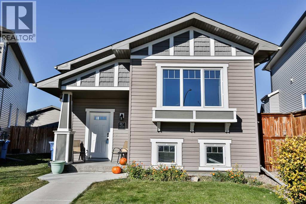 887 Keystone Mdws W, Lethbridge, AB T1J 5E2