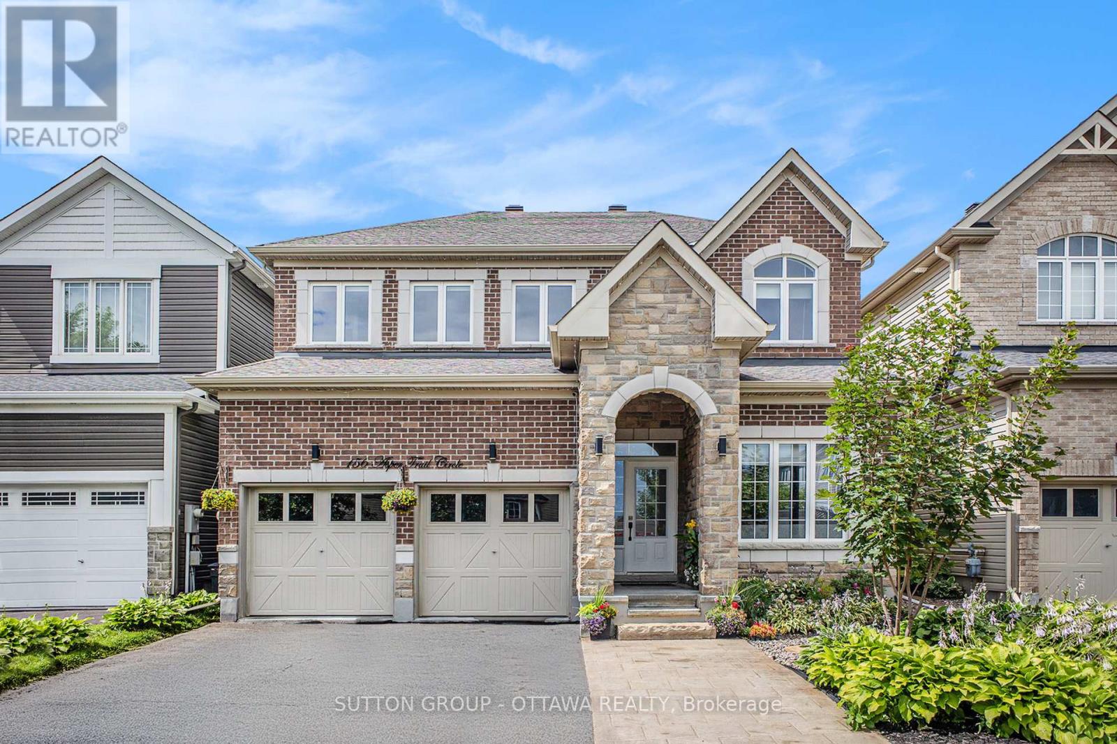 156 Asper Trail Cir N, Ottawa, ON K2M 2T6