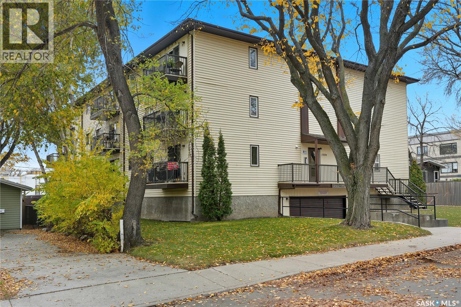 1006 9th Street E Unit 204, Saskatoon, SK S7H 0N2