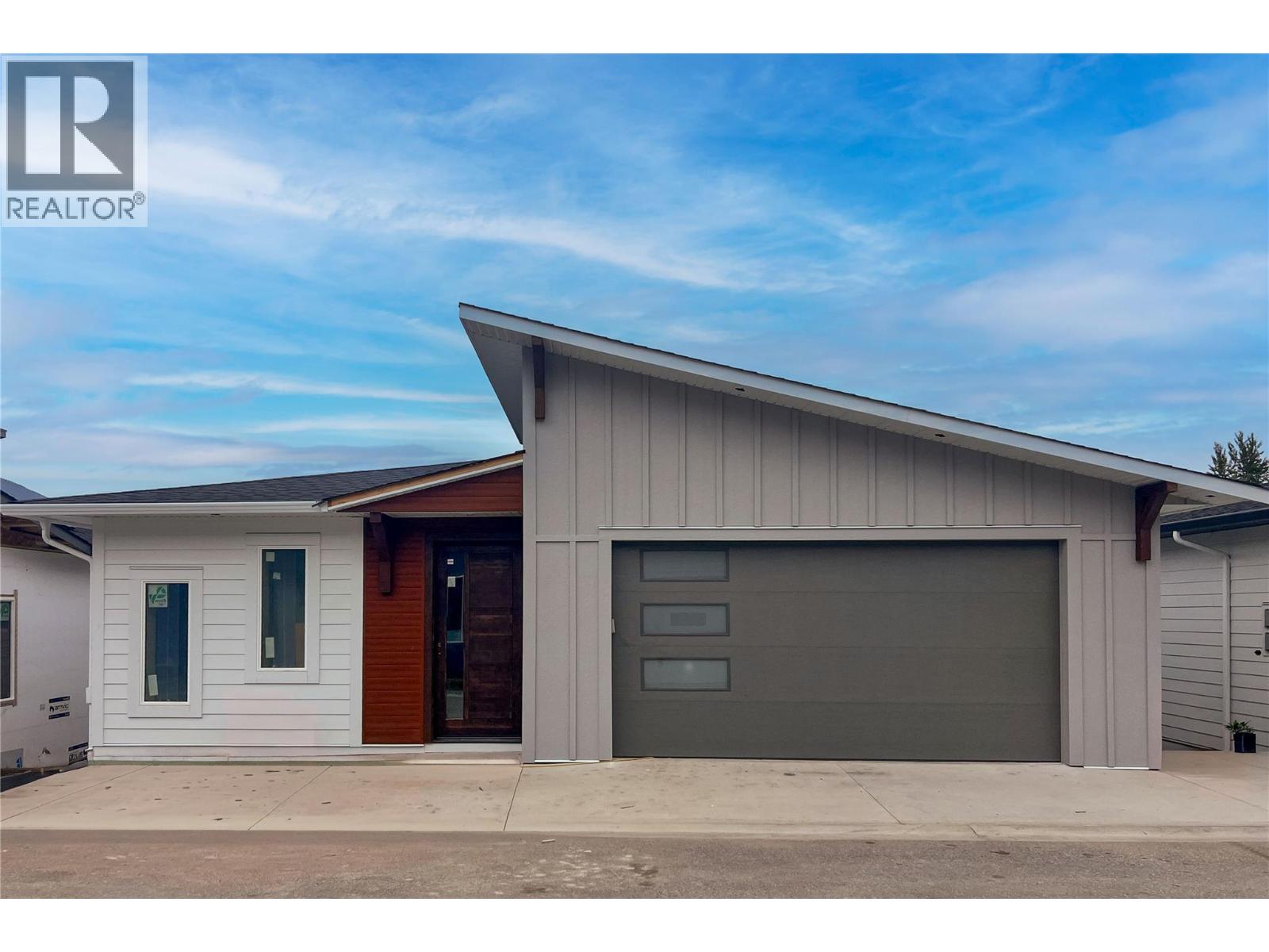 1840 10 Street Sw Unit 17, Salmon Arm, BC V1E 0H2