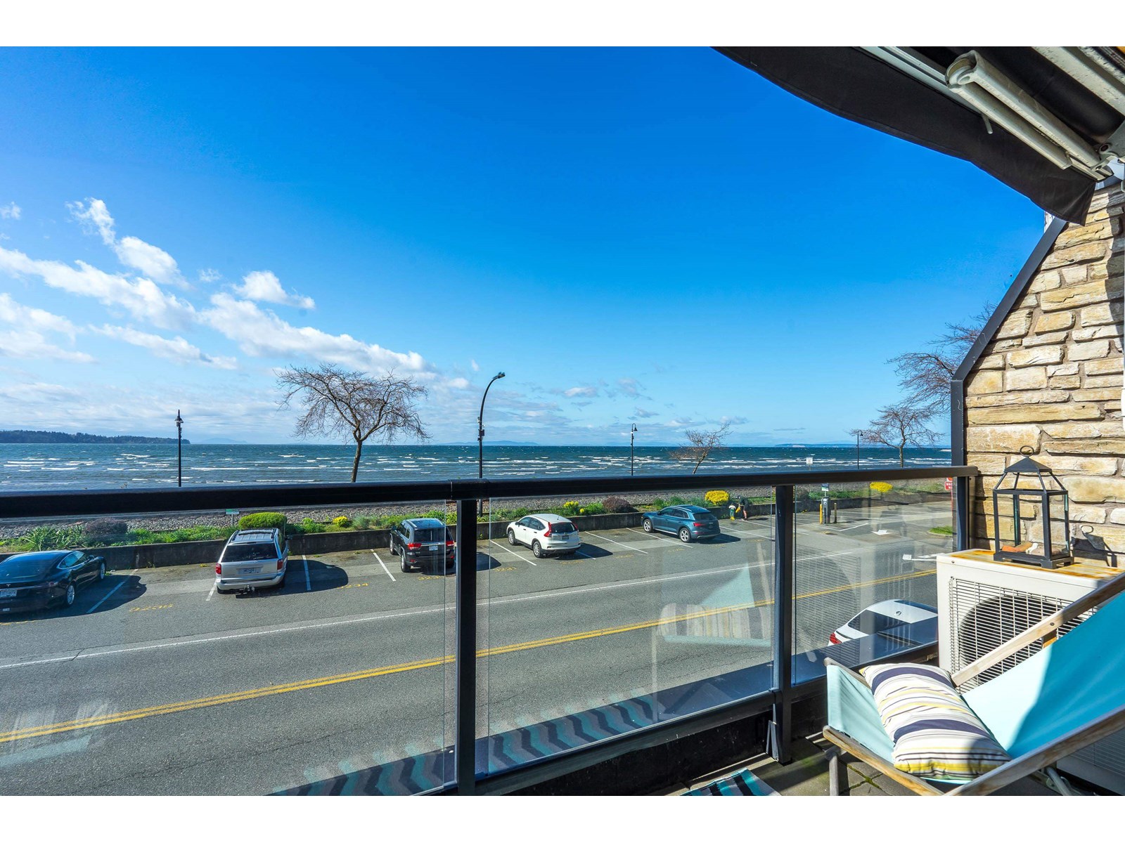 15581 Marine Drive Unit 202, White Rock, BC V4B 1C9