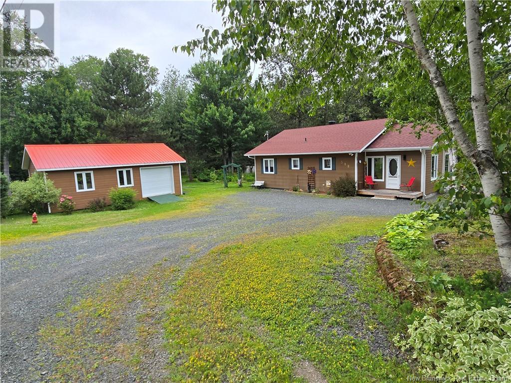 398 Linda St, Beresford, NB E8K 2C9