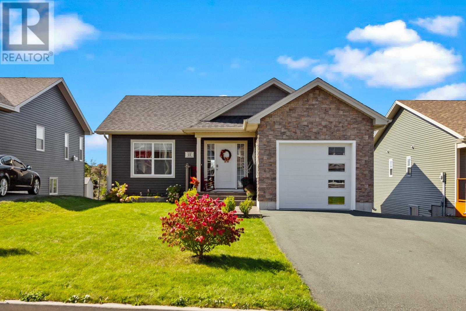 65 Oaken Dr, Conception Bay South, NL A1X 0B8