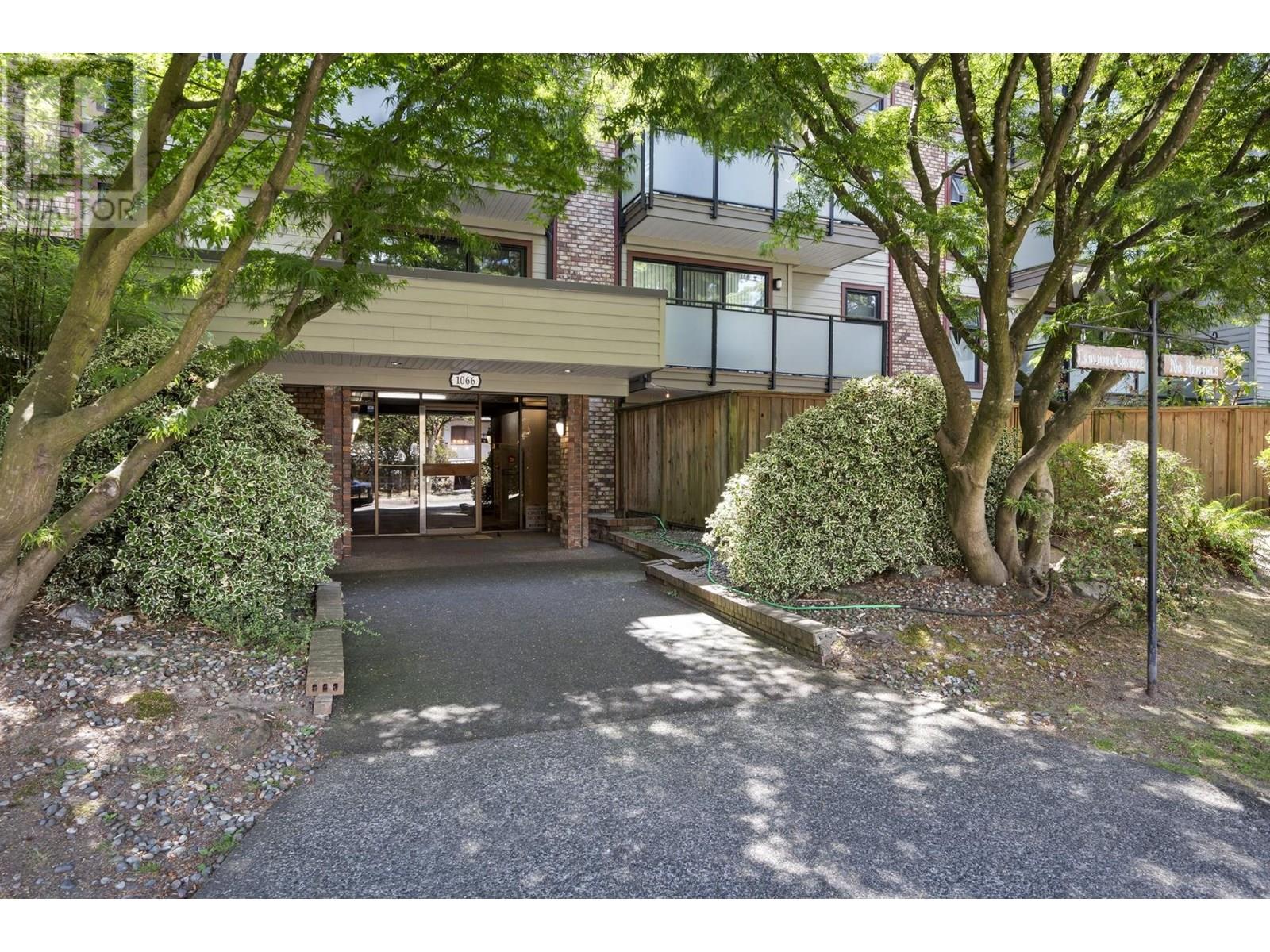 1066 E 8th Avenue Unit 302, Vancouver, BC V5T 1T9