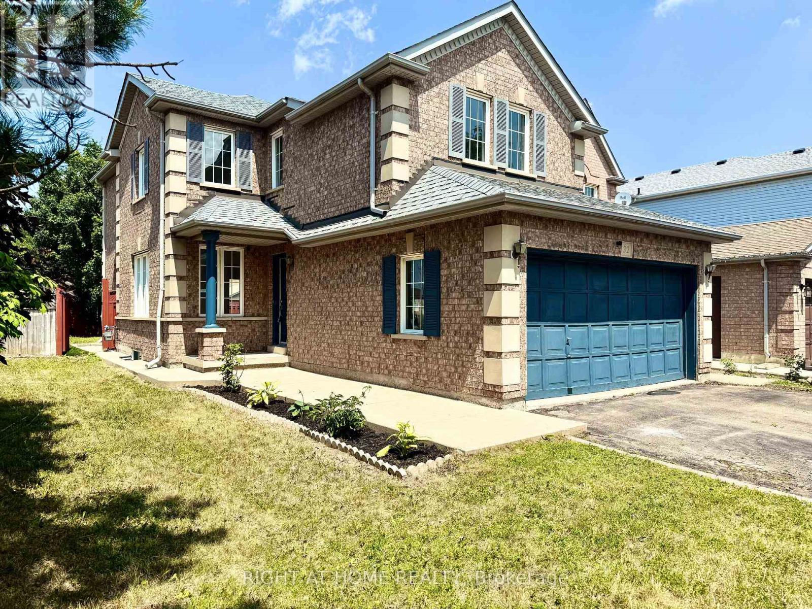 32 Hocken Ct, Brampton Sandringham-wellington, ON L6R 2T7