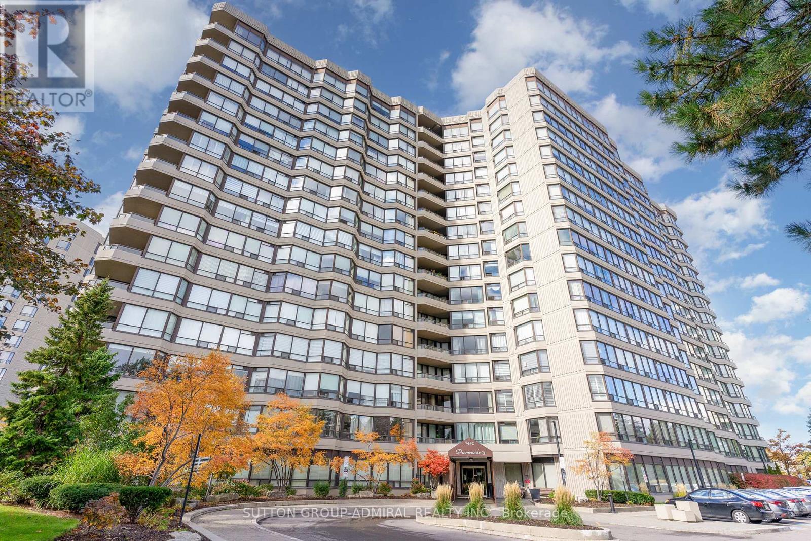 807 7440 Bathurst St, Vaughan, ON L4J 6X4