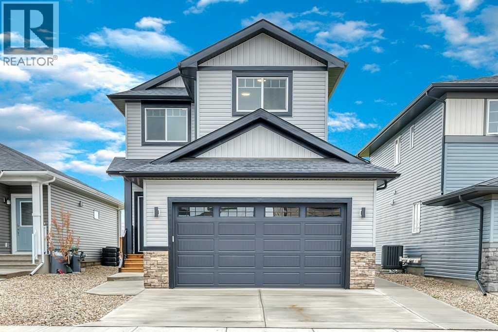 230 Wildrose Dr, Strathmore, AB T1P 0G5