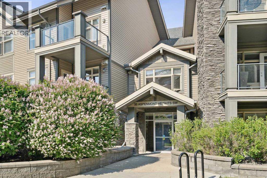 35 Aspenmont Heights Sw Unit 243, Calgary, AB T3H 0E5