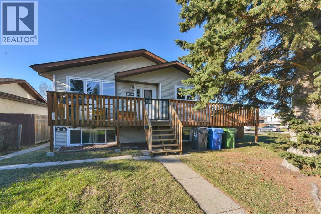 2 Greenham Dr, Red Deer, AB T4P 2X4