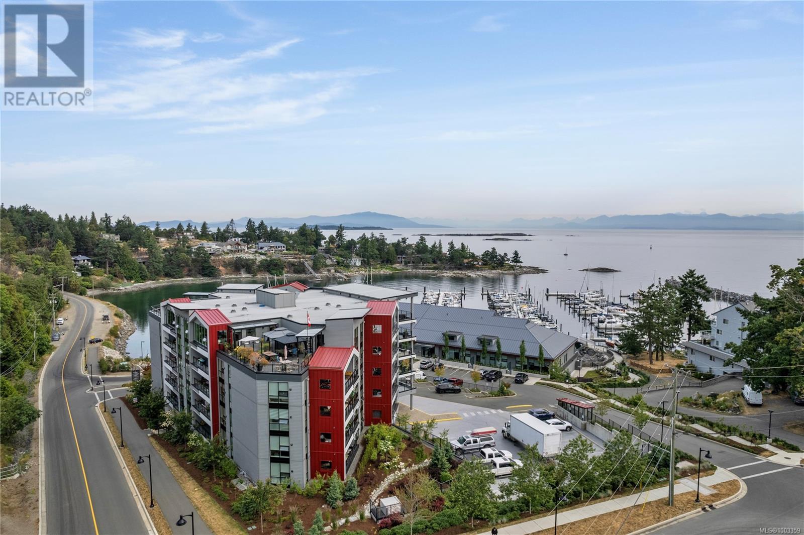 3529 Dolphin Dr Unit 202 Dr, Nanoose Bay, BC V9P 9K1