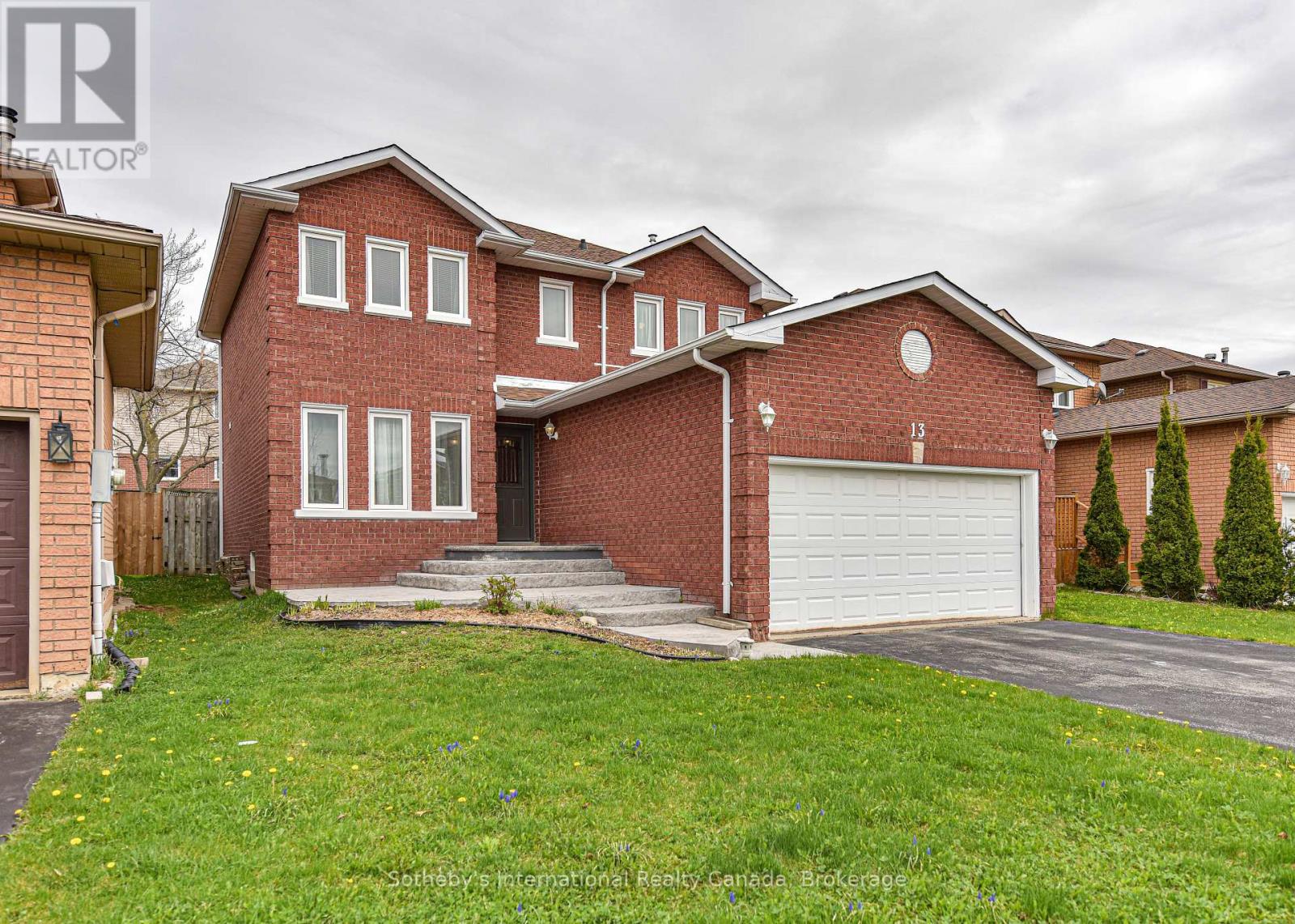 13 Burke Dr, Barrie, ON L4N 7J3