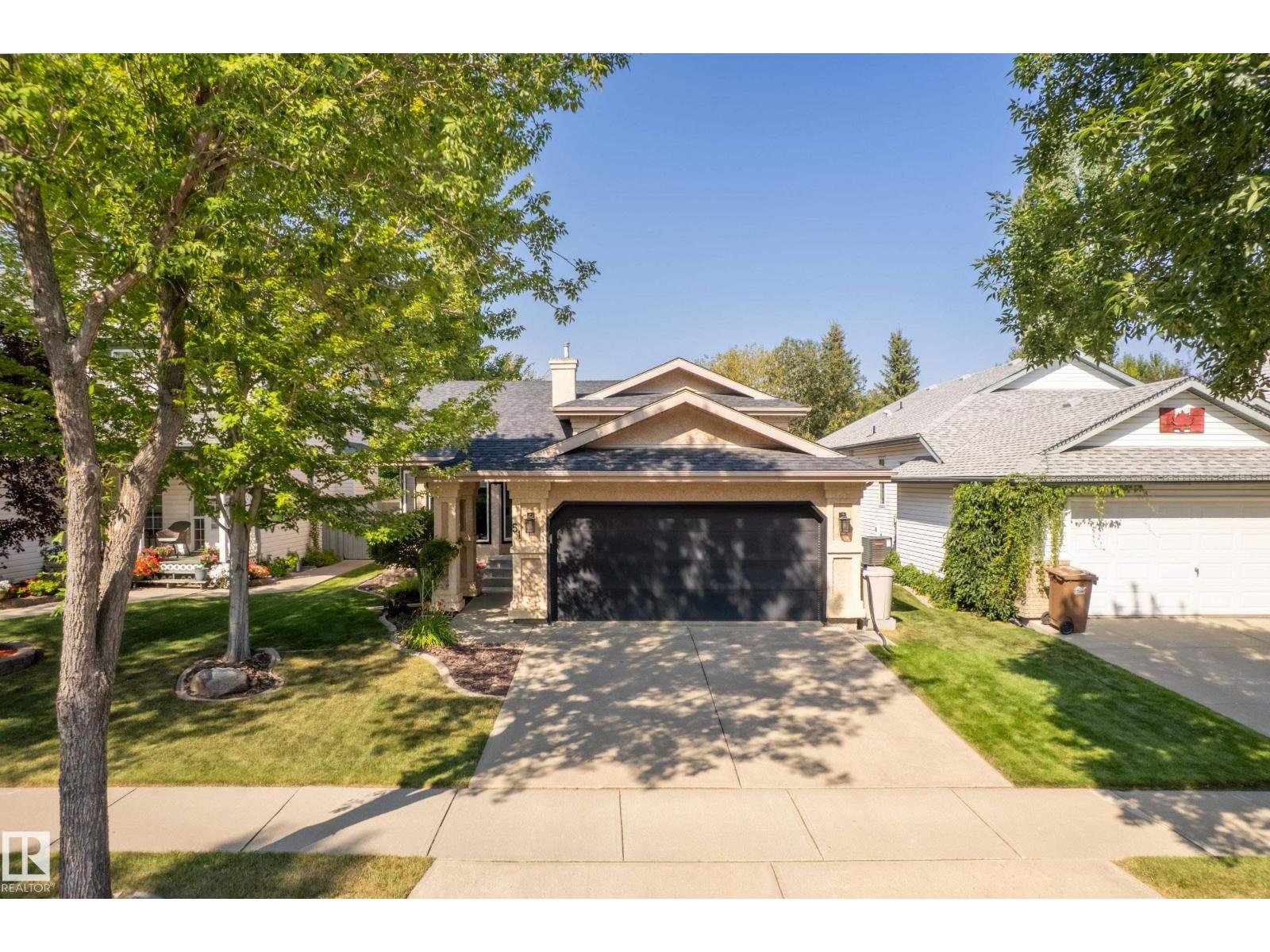 51 Oakpark Cr, St. Albert, AB T8N 6M4