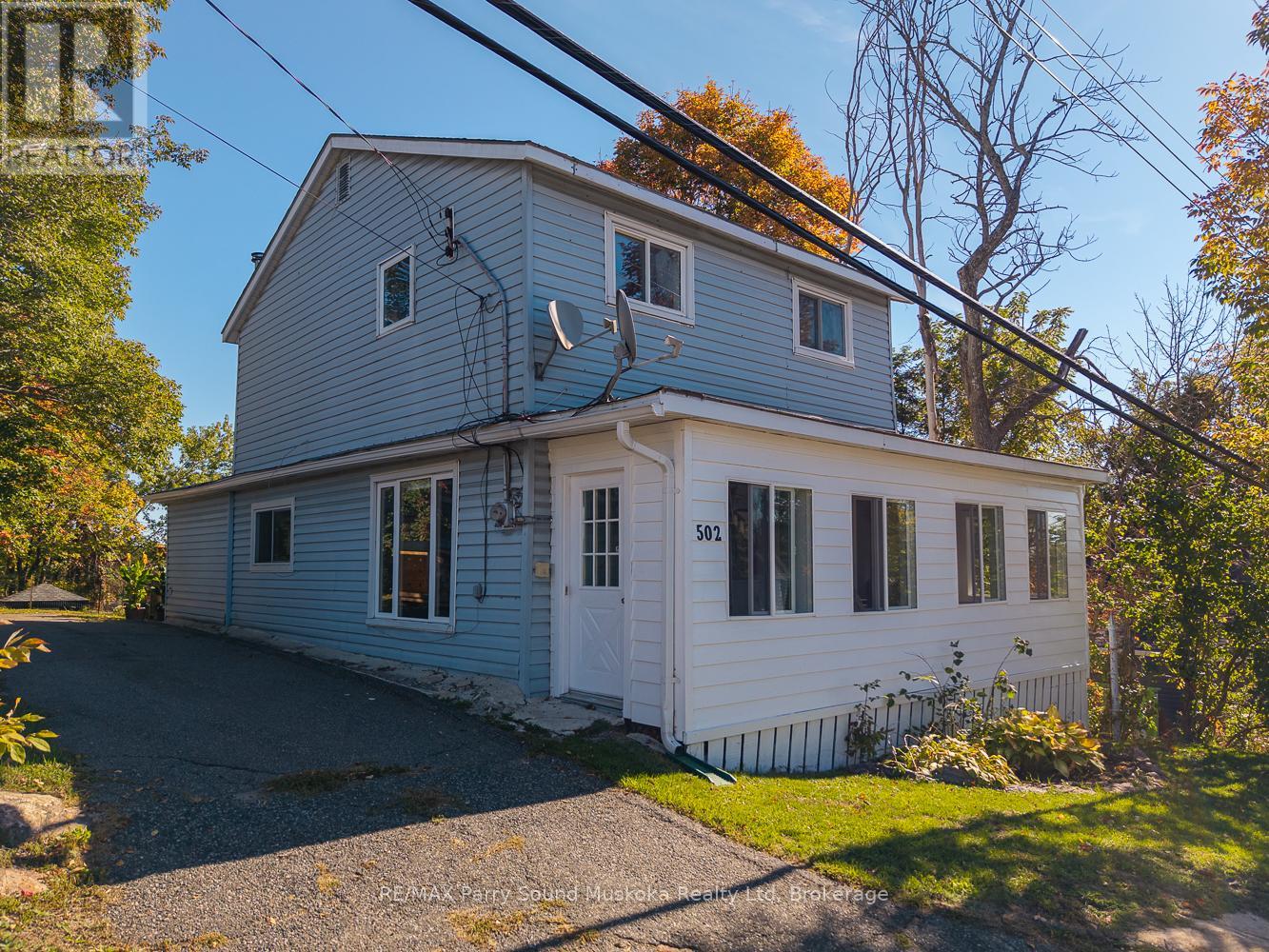 502 High St, Georgian Bay, ON P0C 1H0
