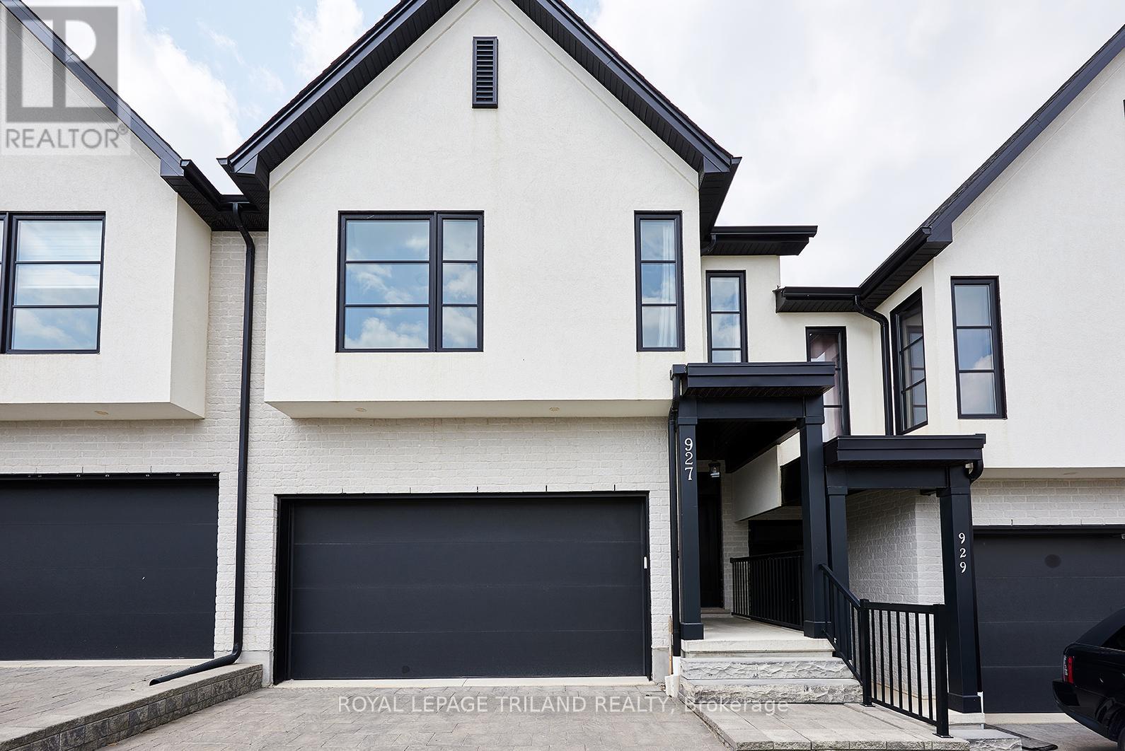 927 Upper Point Ave, London South South B, ON N6K 0L1