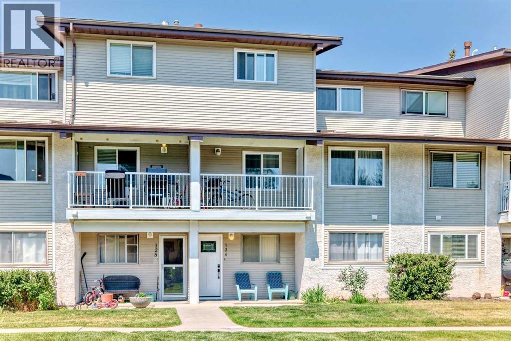 200 Brookpark Drive Sw Unit 126, Calgary, AB T2W 3E5