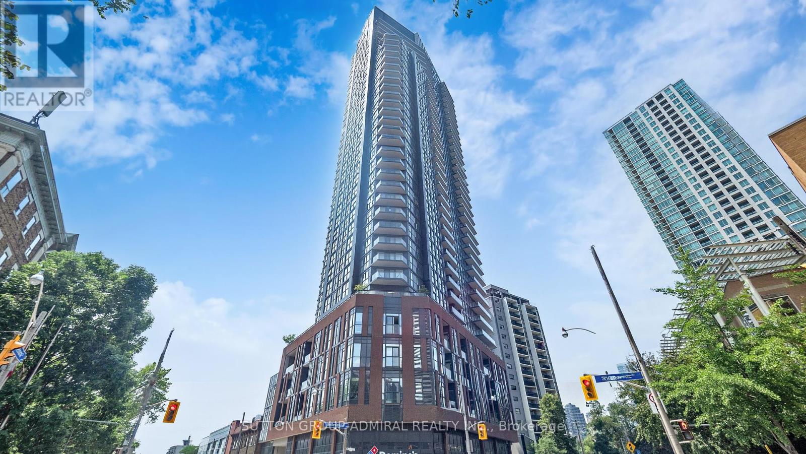 1601 159 Wellesley St E, Toronto, ON M4Y 0H5