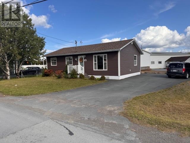 33 Main St #a, Glenwood, NL A0G 2K0