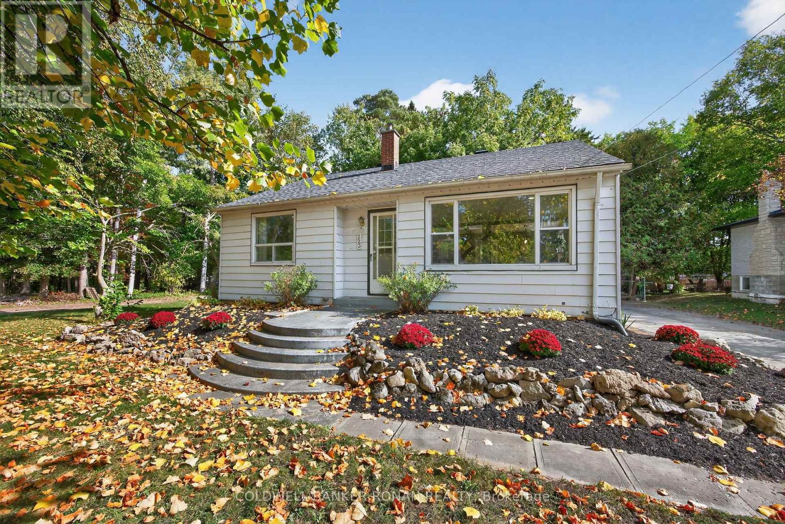 223 Louisa St, Clearview, ON L0M 1S0