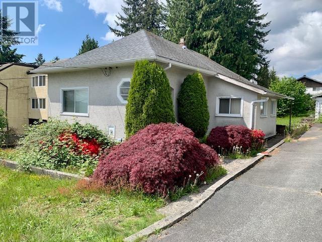 328 Begin St, Coquitlam, BC V3K 4V9