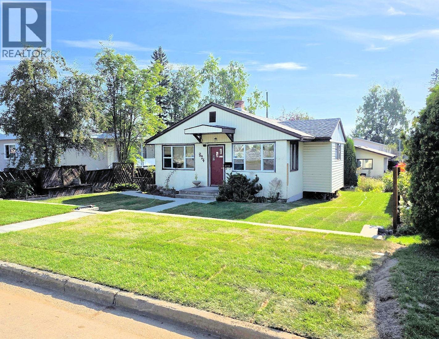 824 Gillett St, Prince George, BC V2M 2T9