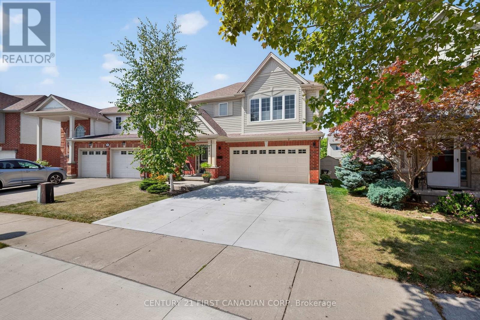 801 N Leaksdale Cir, London, ON N6M 1L9