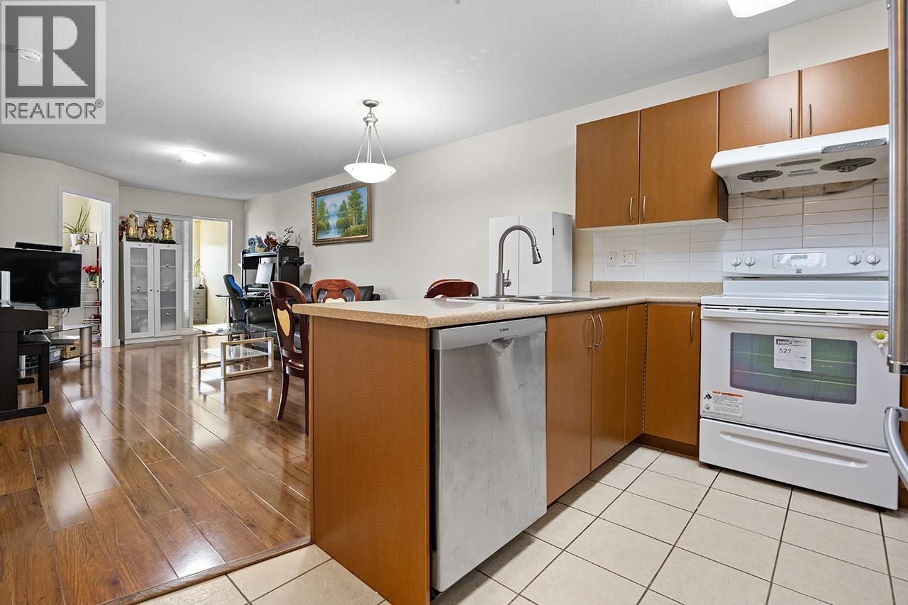 2028 E 37th Avenue Unit 305, Vancouver, BC V5P 1G2