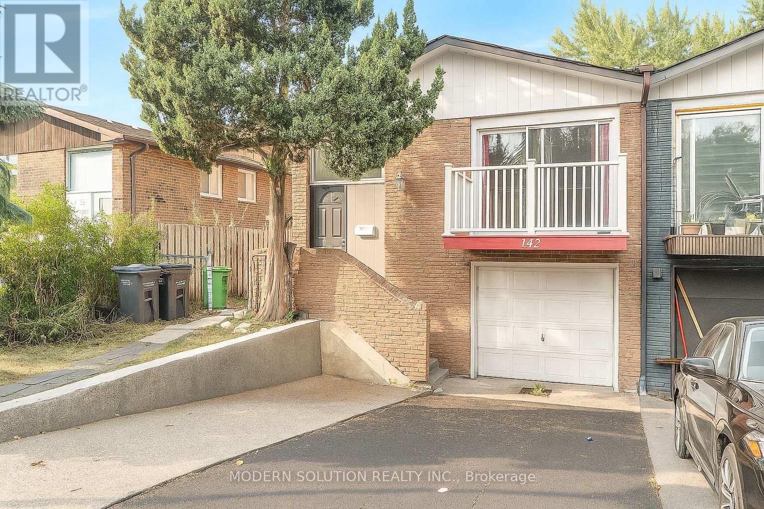 142 Mill St N, Brampton, ON L6X 2P2