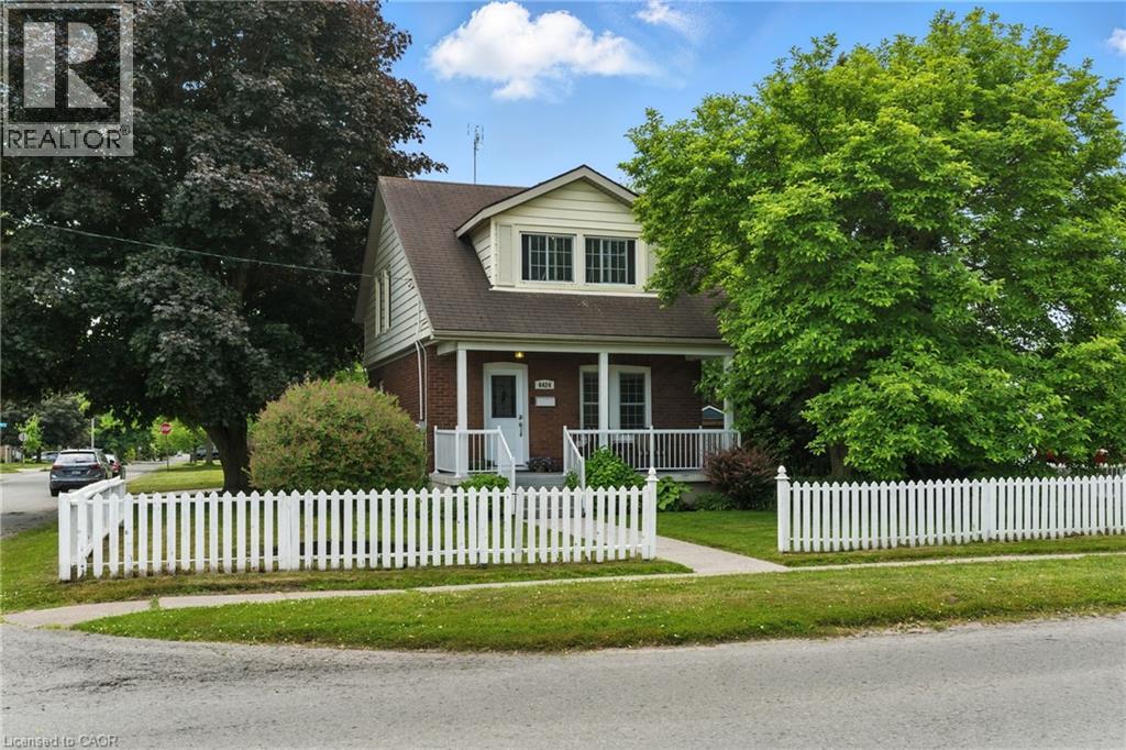 6424 Riall St, Niagara Falls, ON L2J 1Z5