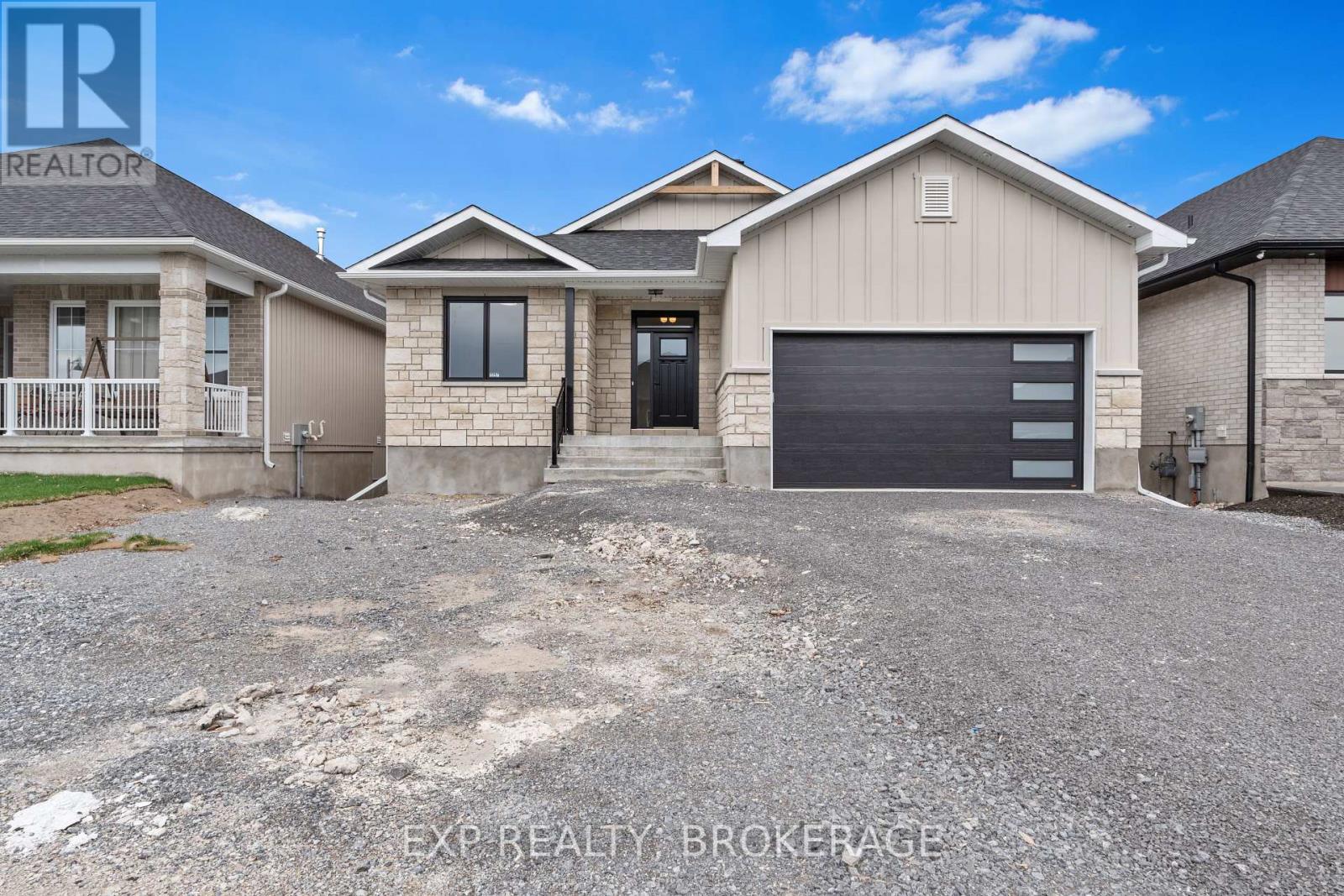 1257 Carfa Cres, Kingston, ON K7P 0M7