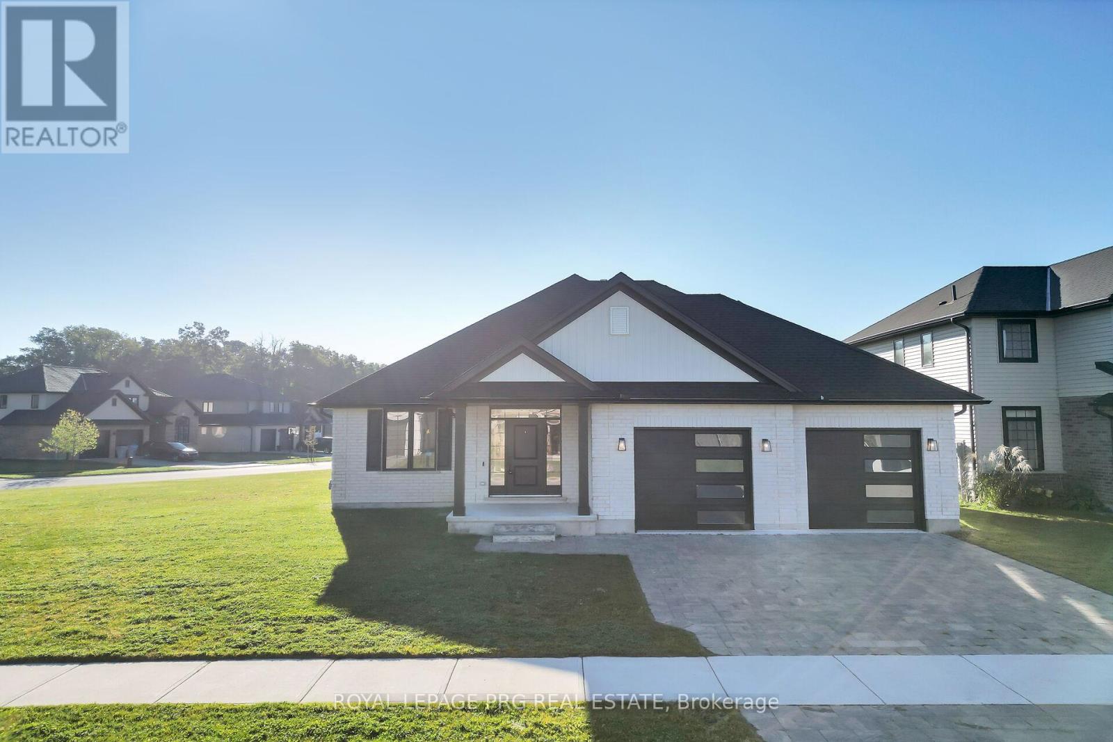 649 Tull St, Strathroy-Caradoc, ON N0L 1W0