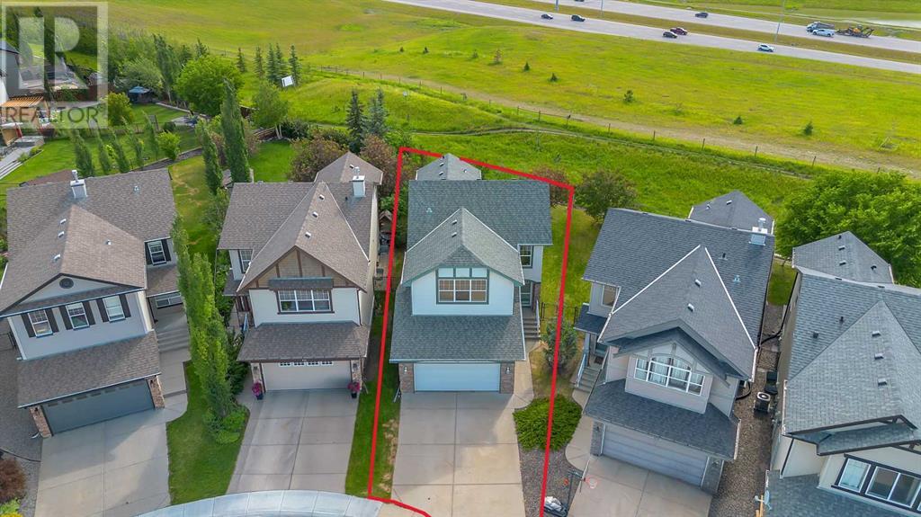 115 Cougarstone Ct SW, Calgary, AB T3H 5R4
