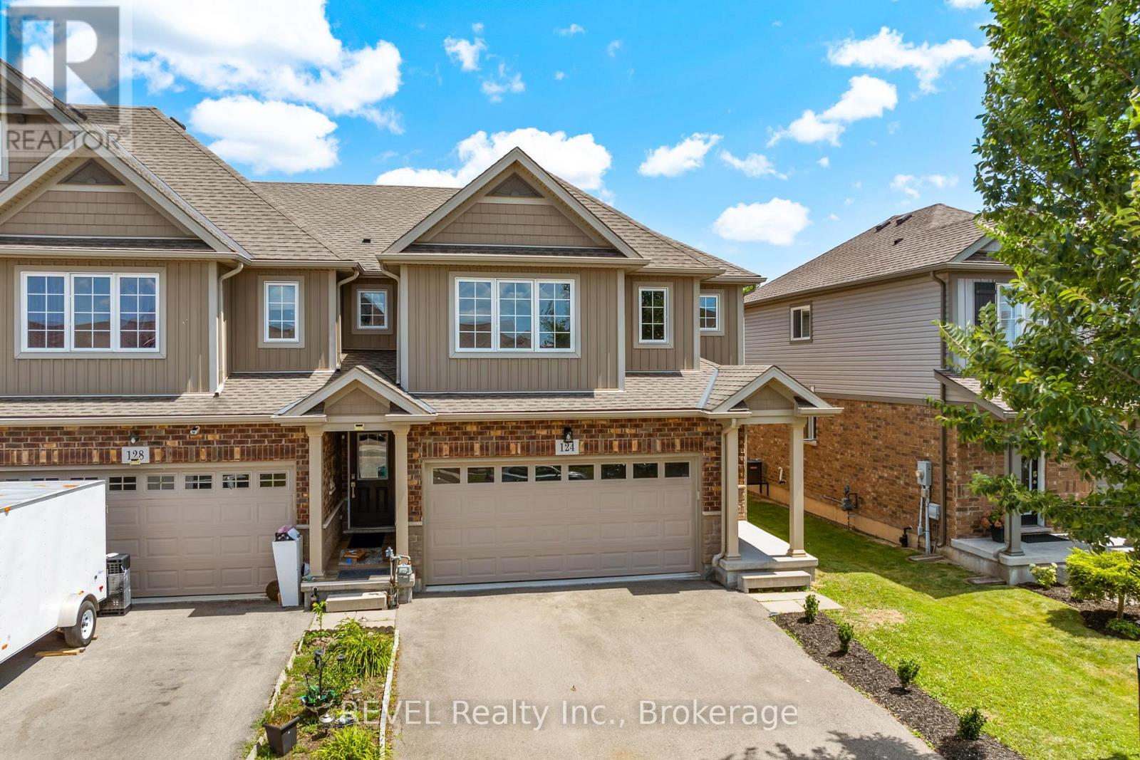 124 Roselawn Cres, Welland, ON L3C 0B7