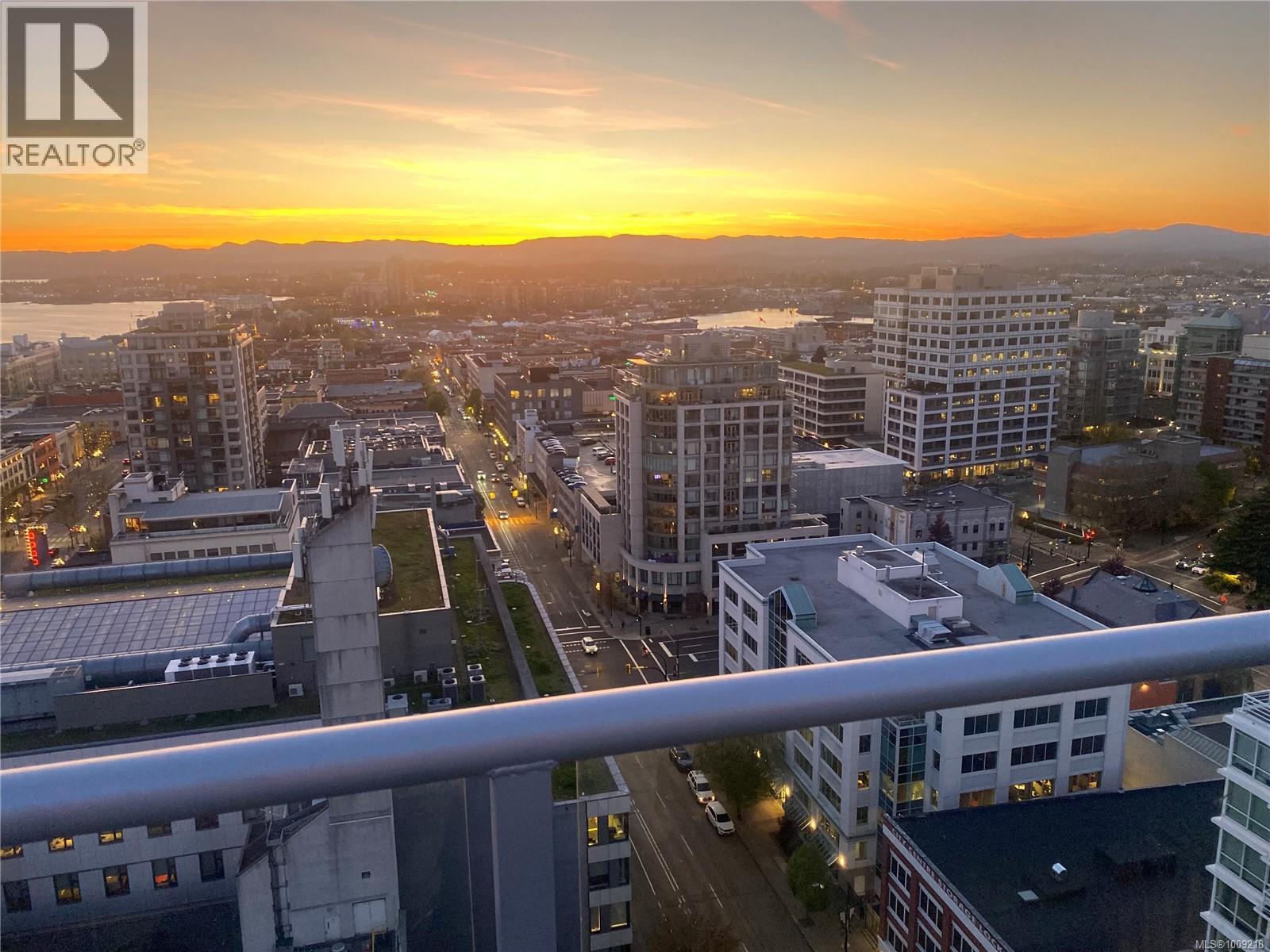 845 Johnson St Unit 802 St, Victoria, BC V8W 0G3