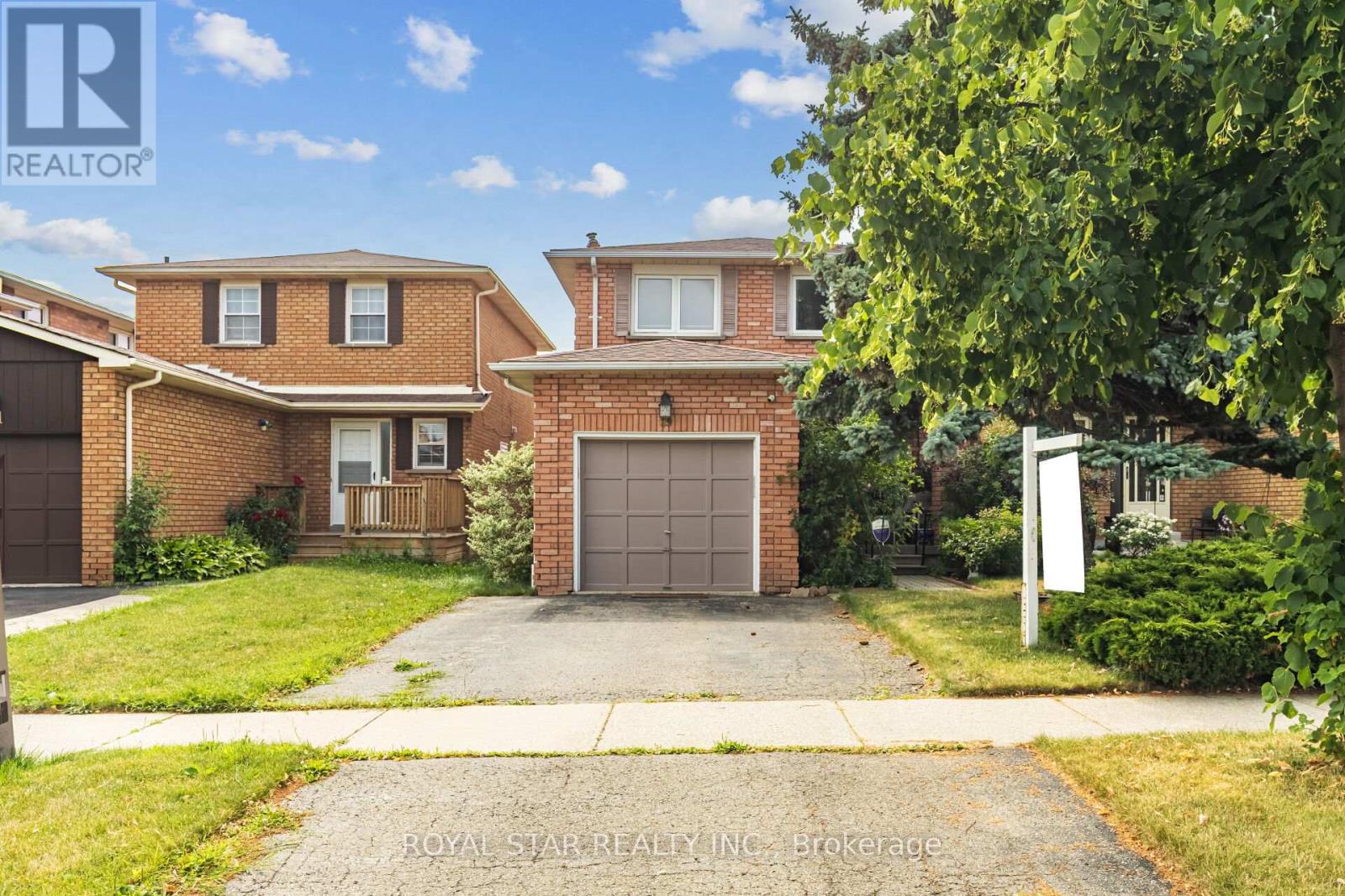 89 Dumfries Ave, Brampton, ON L6Z 2X1