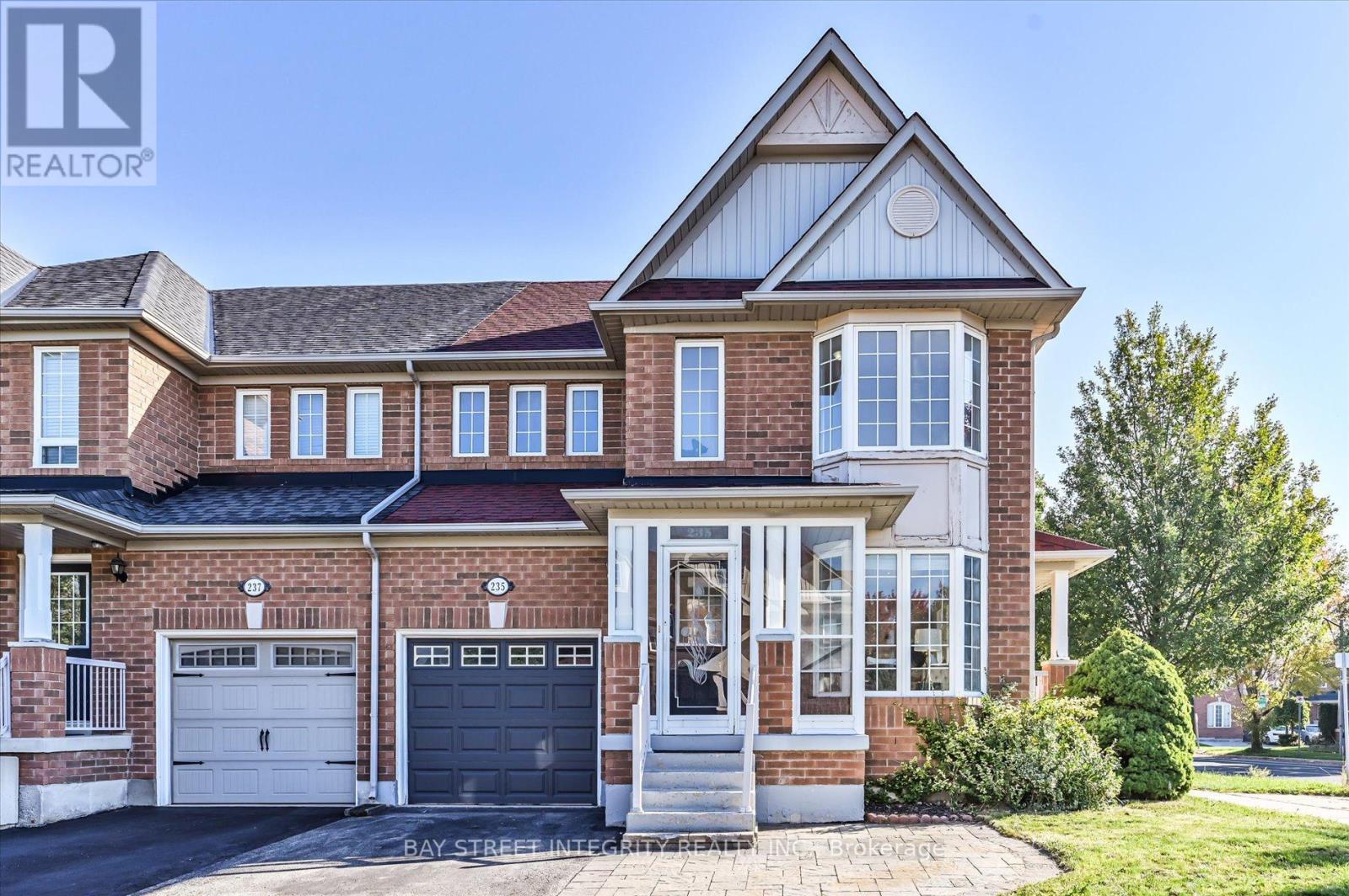 235 Fred Mclaren Blvd, Markham, ON L6E 1S9