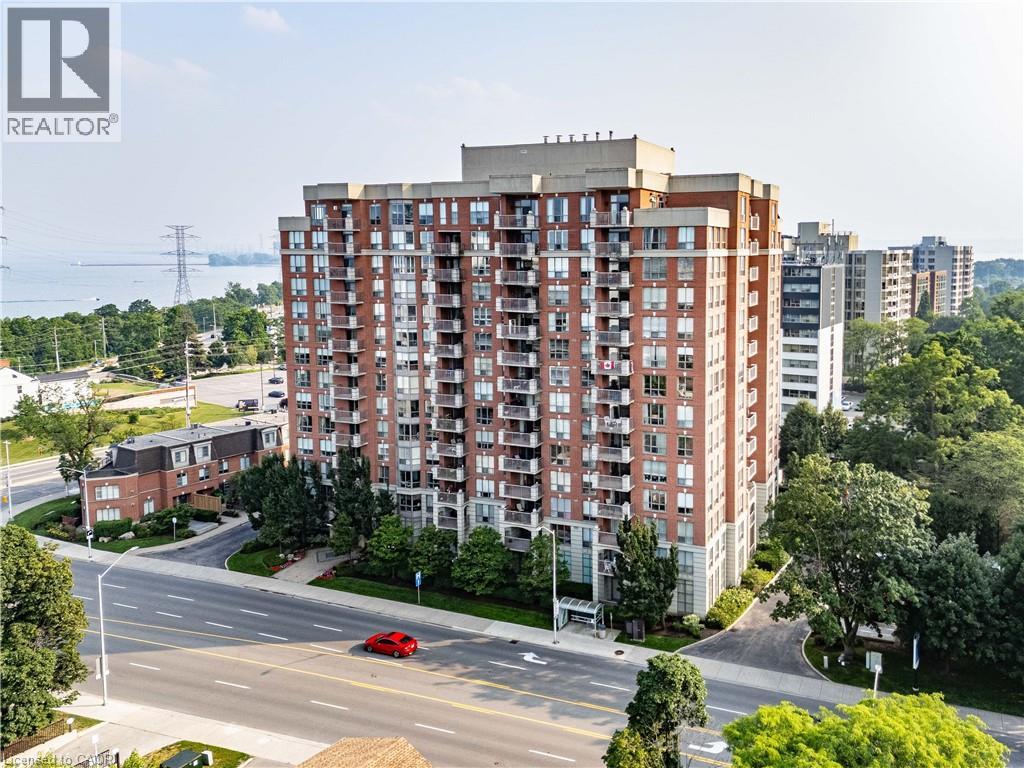 442 Maple Avenue Unit 401, Burlington, ON L7S 2L7