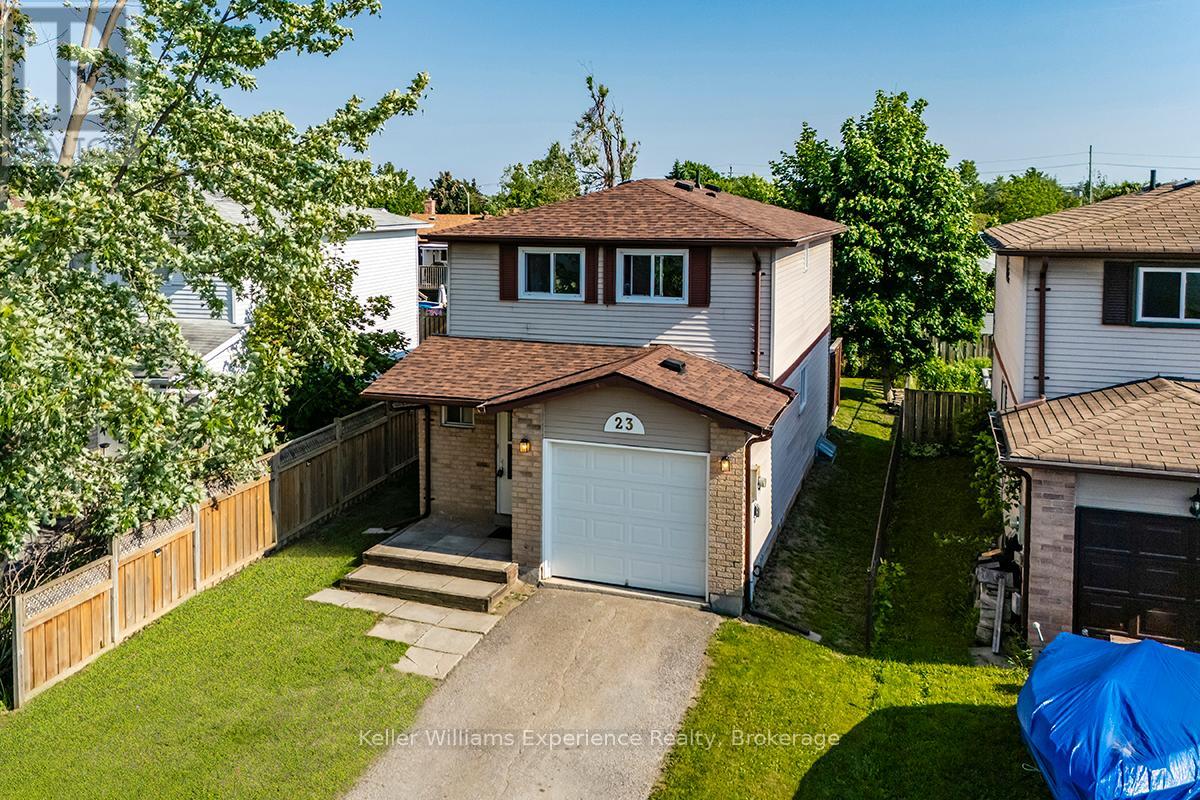 23 Corbett Dr, Barrie, ON L4M 5T1