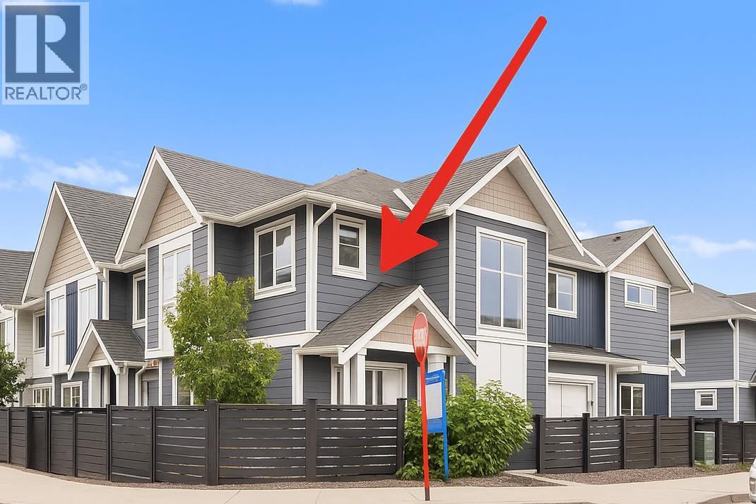 115 Wyndham Crescent Unit 1, Kelowna, BC V1V 1Z2