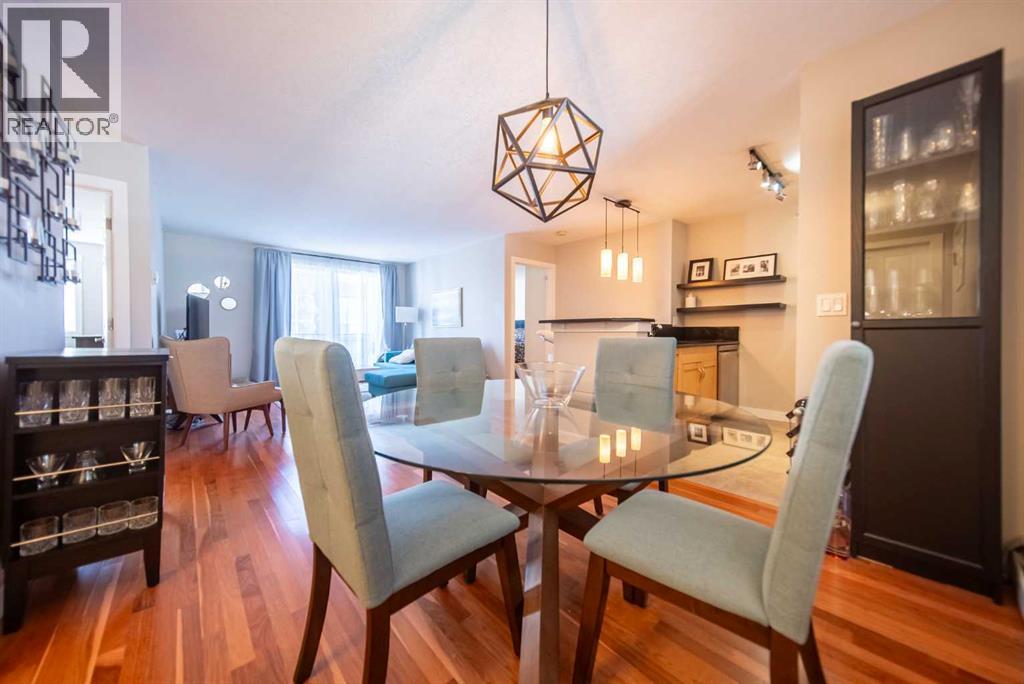 2440 34 Avenue Sw Unit 304, Calgary, AB T2T 2C8