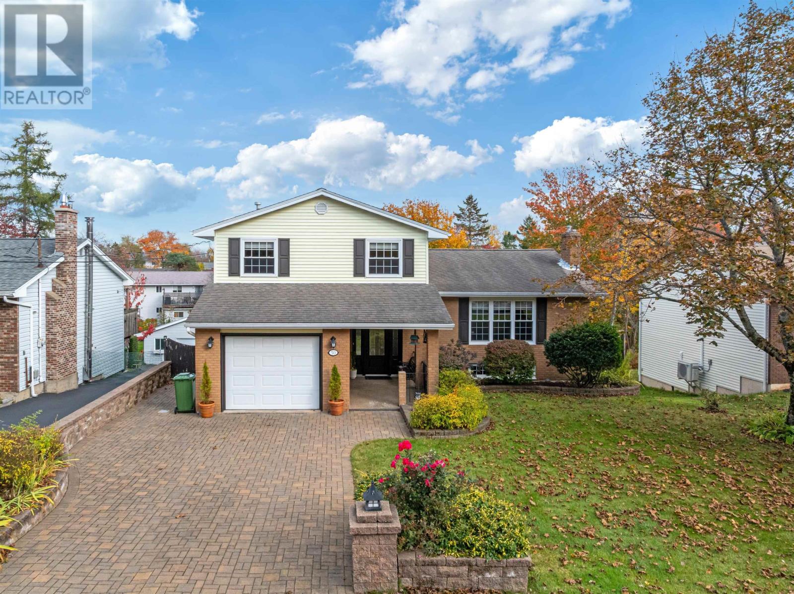 50 Spence Dr, Cole Harbour, NS B2V 1W5