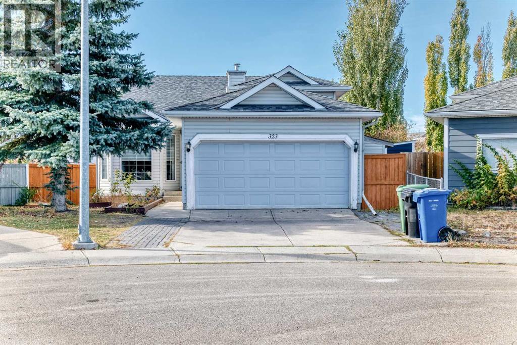 323 Appleglen Pl SE, Calgary, AB T2A 7V9
