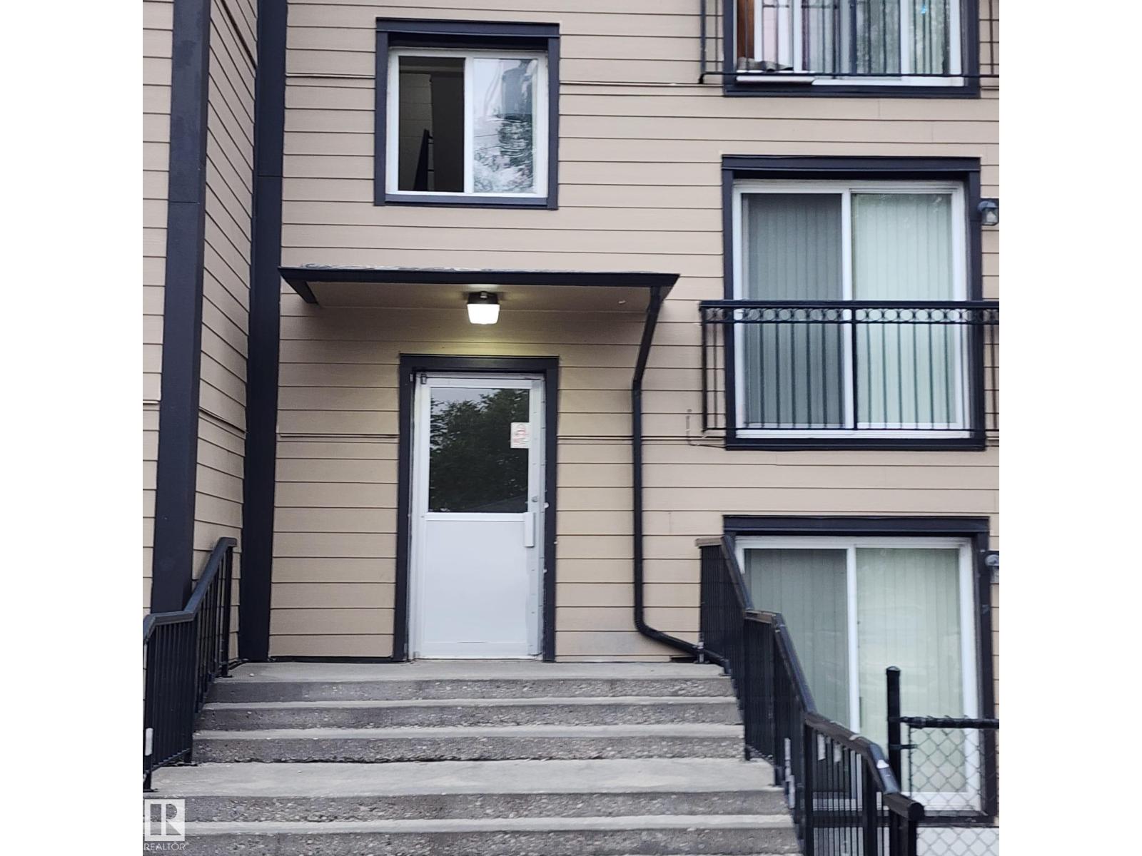 10616 156 Street Northwest #406, Edmonton, AB T5P 2S1