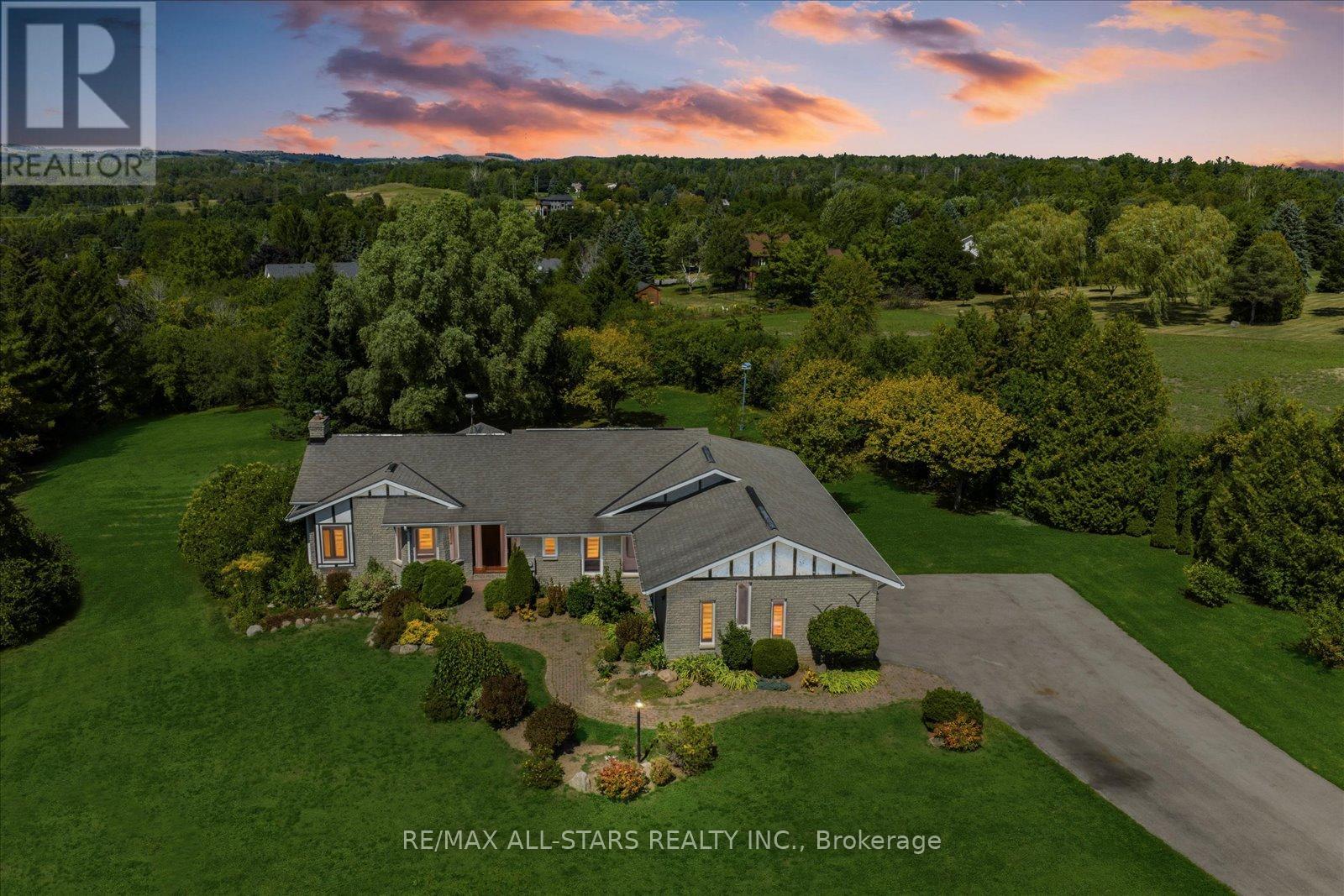 46 Forest Hill Dr, Hamilton Township, ON K9A 0W4