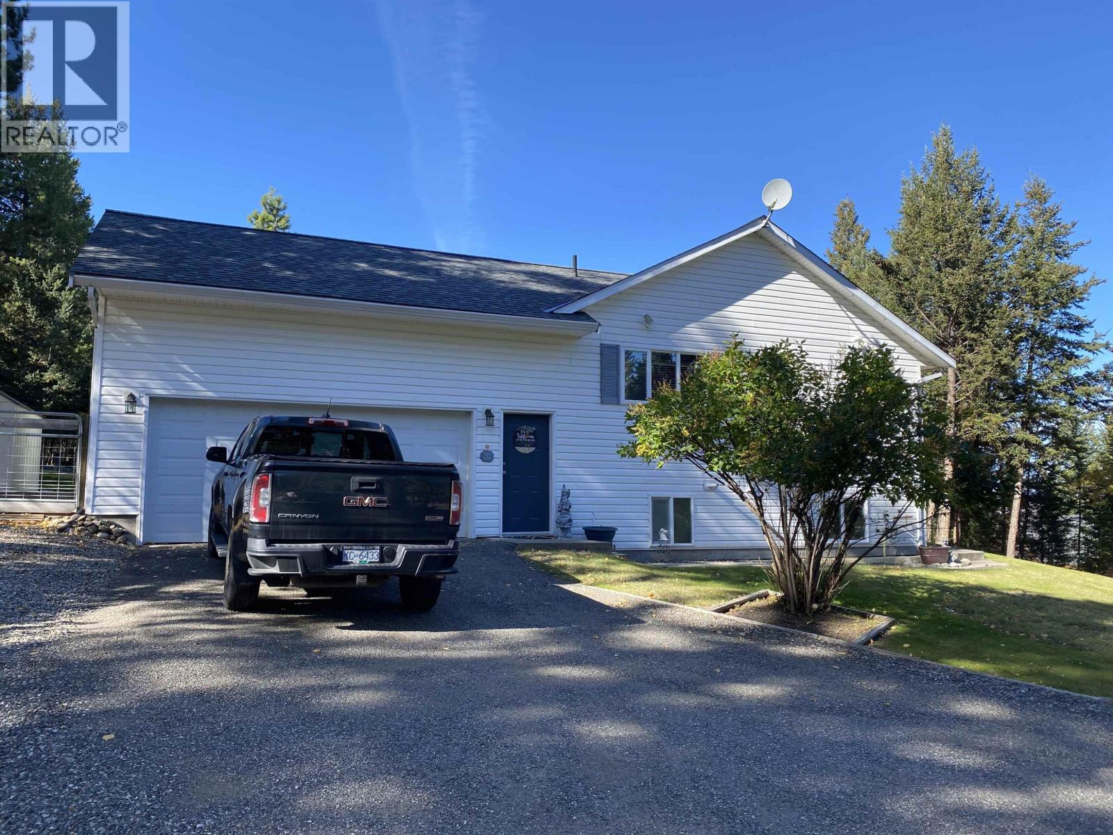 5270 Mackay Crescent, 100 Mile House, BC V0K 2Z0