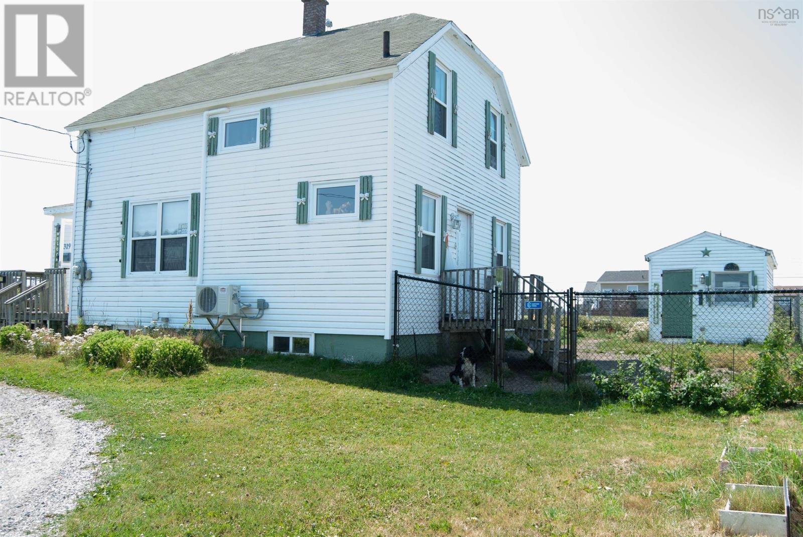 319 Cockburn St, New Waterford, NS B1J 4J8