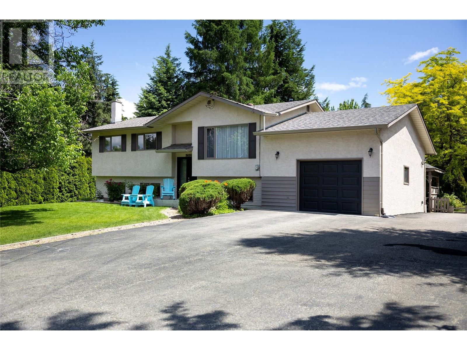 3429 Larch Dr, Spallumcheen, BC V4Y 0S8