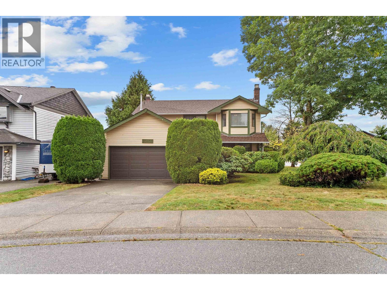 20460 Dale Dr, Maple Ridge, BC V2X 8V9